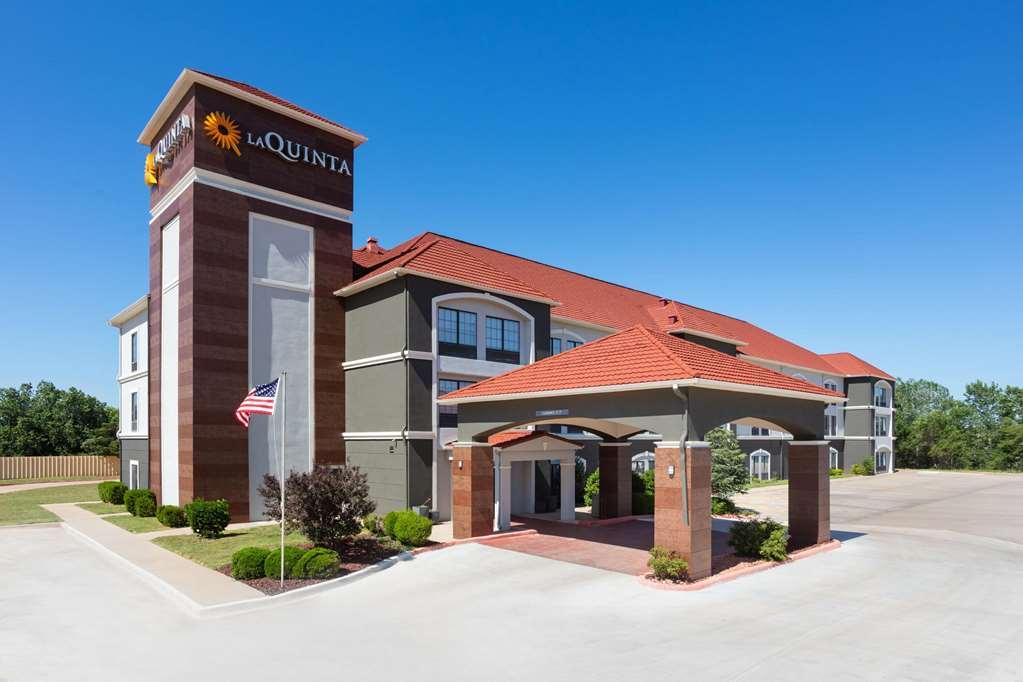 Отель La Quinta By Wyndham Woodward Экстерьер фото